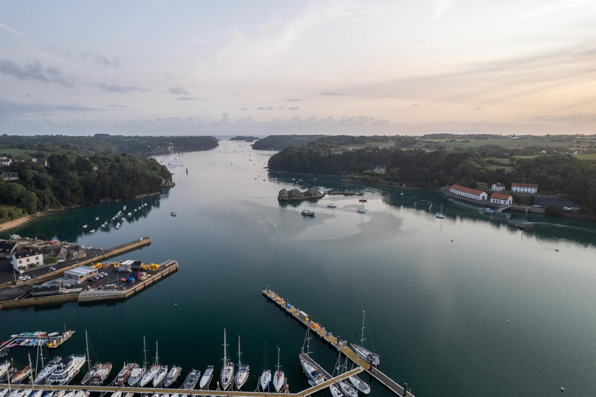 Gite De La Marina Dans La Presqu'Ile De Lezardrieux Exterior photo